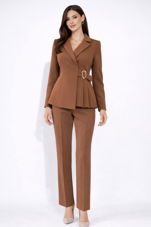 Compleu cu pantaloni